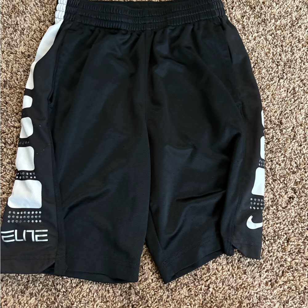 Nike Dri-FIT Elite Black Shorts Youth L